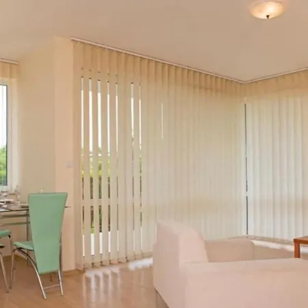 Bela-alex Apartment *